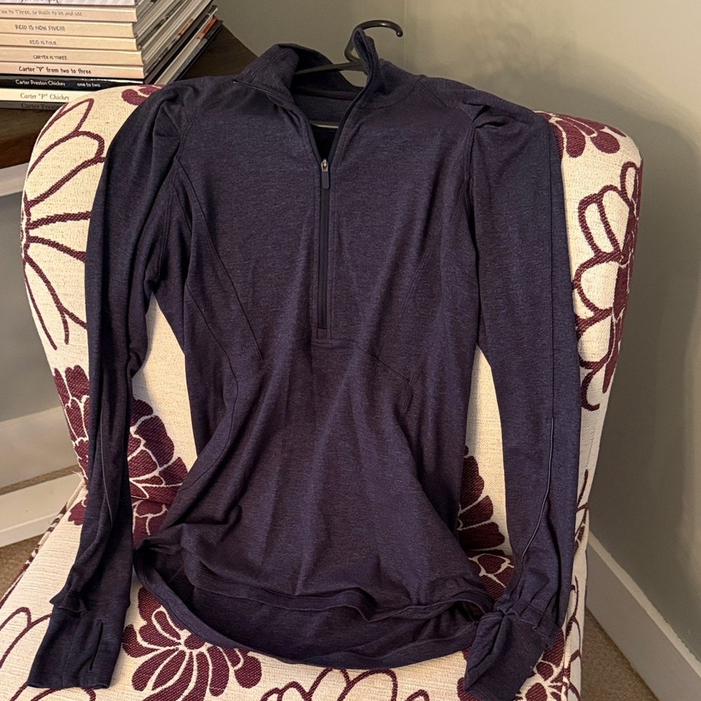 Lululemon Women's Navy Long Sleeve Top